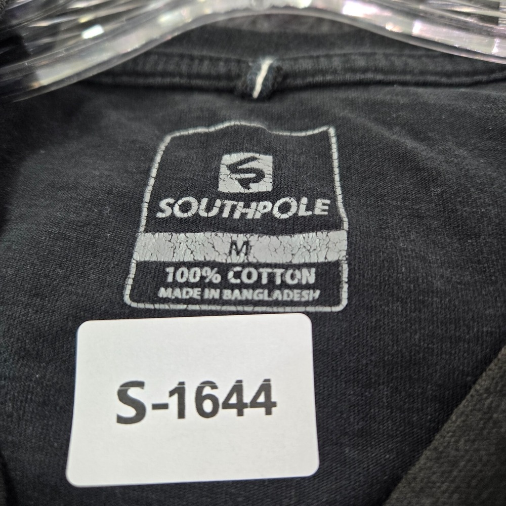 VINTAGE Southpole Men‎ Shirt Medium Black Logo Artwork Skater Streetwear Y2K Tee - Picture 2 of 10